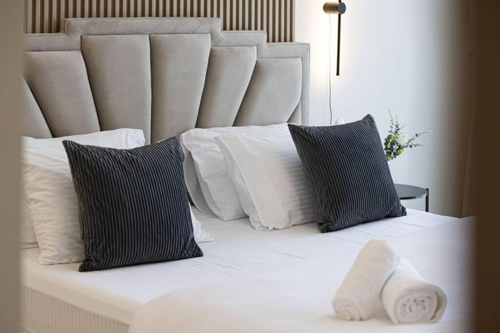 Chic 2 Bed Near Trade Centre With 5 Star Amenities Διαμέρισμα Ντουμπάι Εξωτερικό φωτογραφία